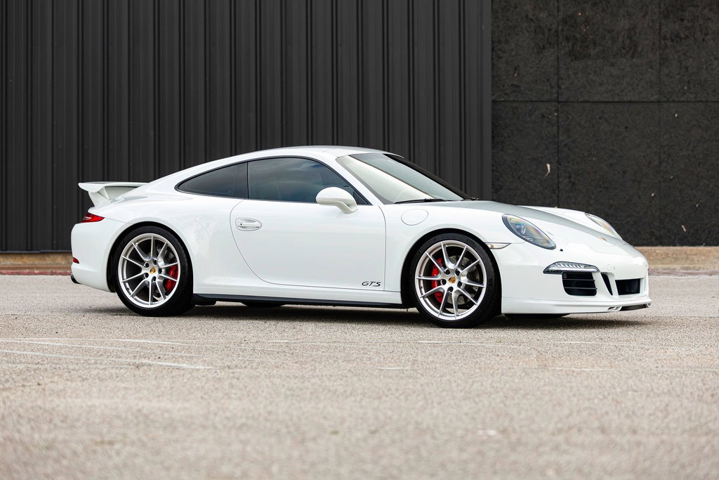 Porsche 991 Carrera GTS