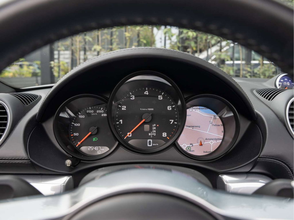 Porsche 718 Boxster