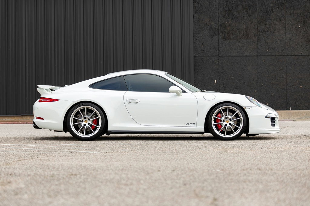 Porsche 991 Carrera GTS