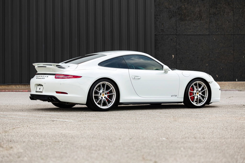 Porsche 991 Carrera GTS