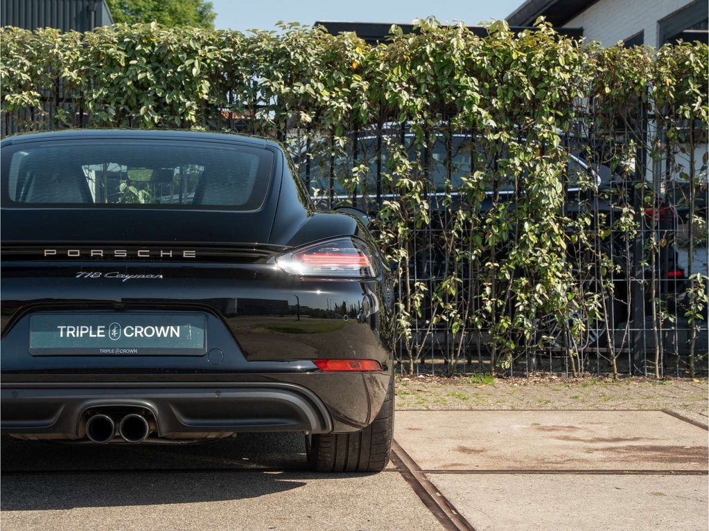 Porsche 718 Cayman