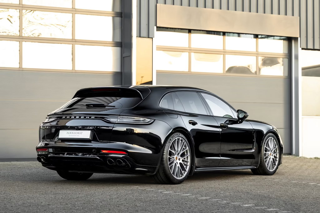 Porsche Panamera Turbo S