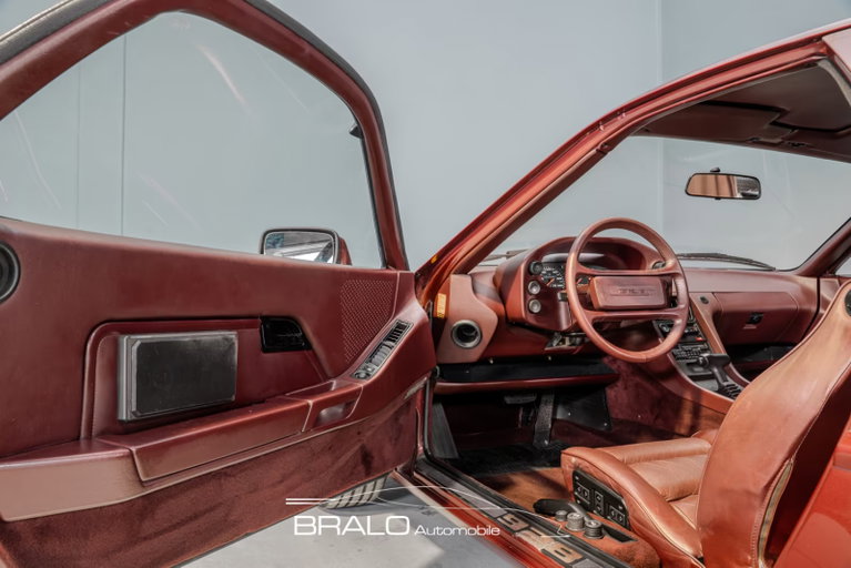Porsche 928 S