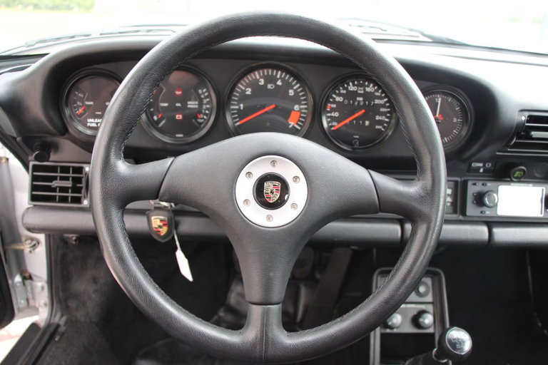 Porsche 911 Carrera 3.2 Speedster (US)