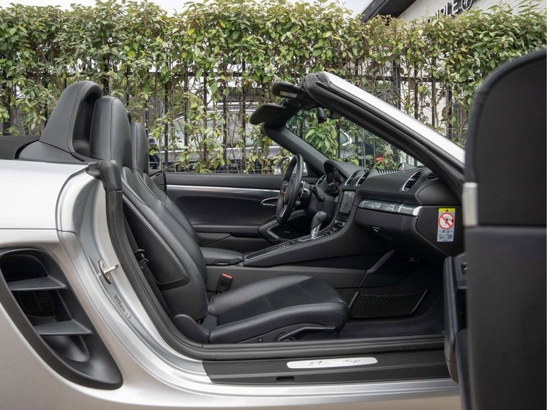 Porsche 718 Boxster