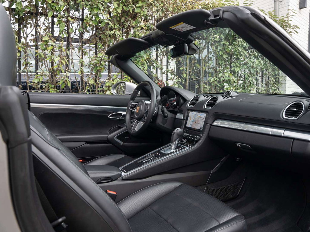 Porsche 718 Boxster