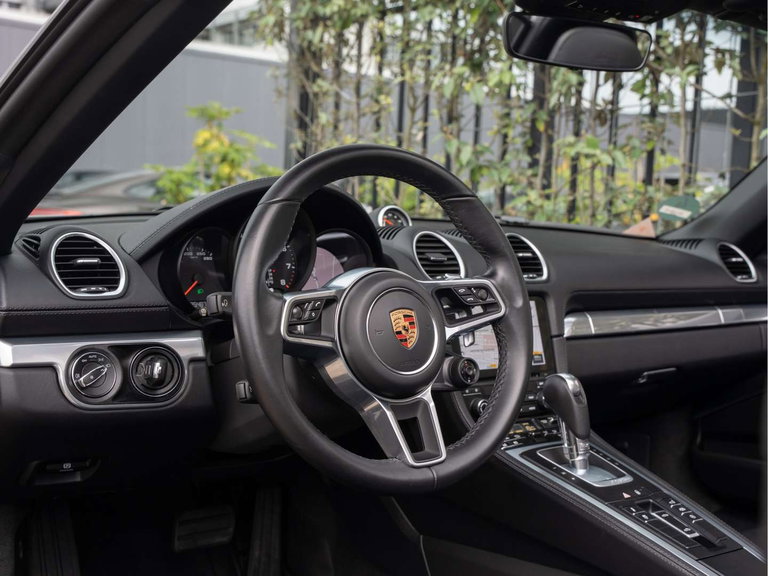 Porsche 718 Boxster