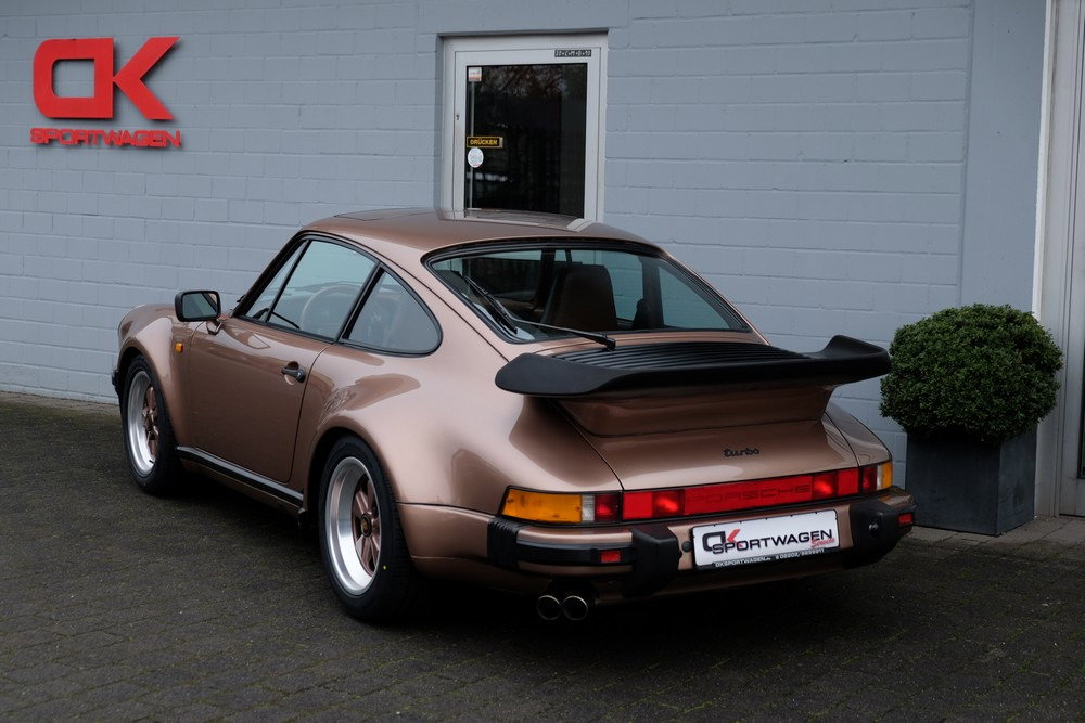 Porsche 911 Turbo 3.3