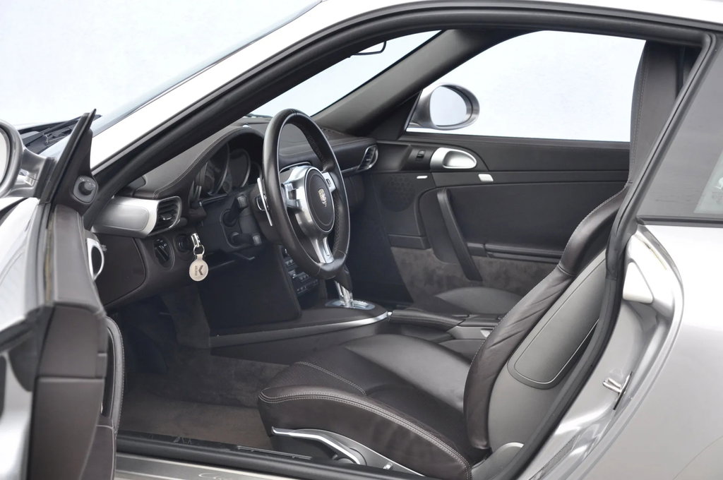 Porsche 997.2 Carrera 4S