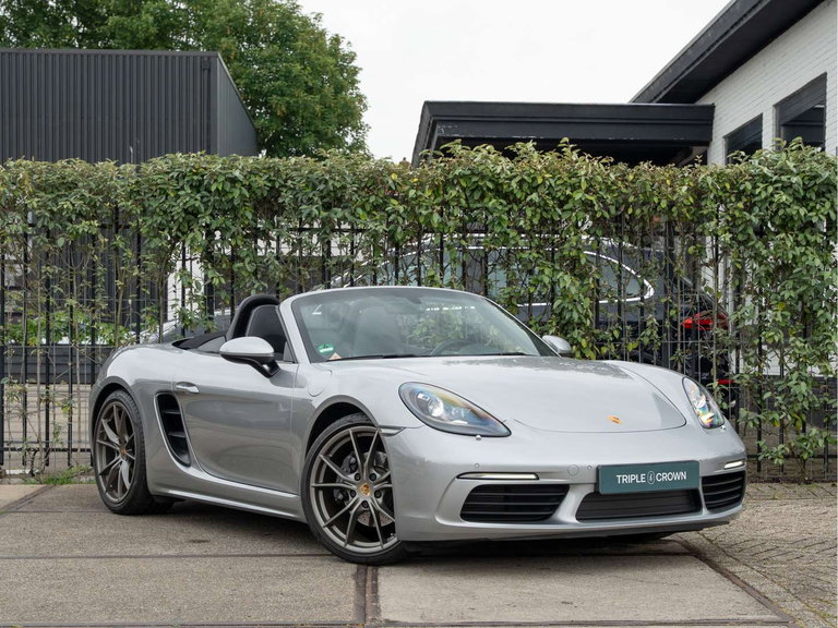 Porsche 718 Boxster