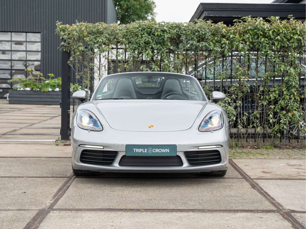 Porsche 718 Boxster