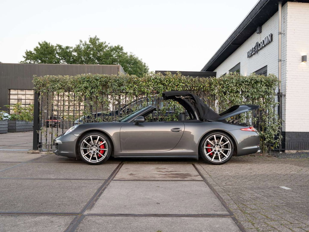 Porsche 991 Carrera 4S