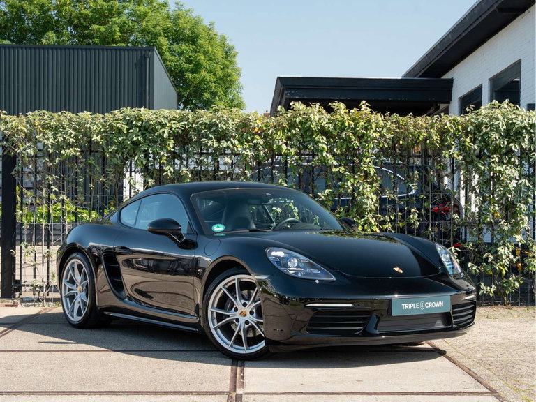 Porsche 718 Cayman