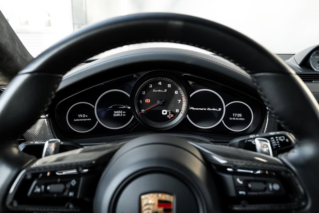 Porsche Panamera Turbo S