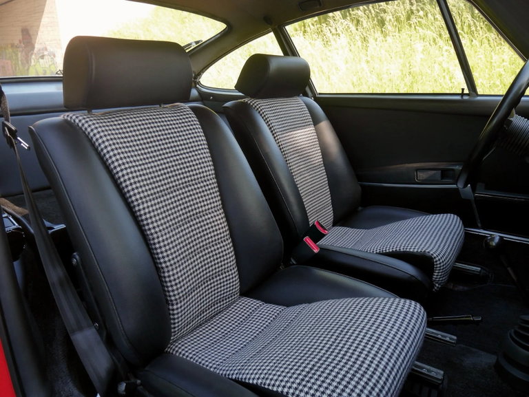 Porsche 911 S (F-Modell)