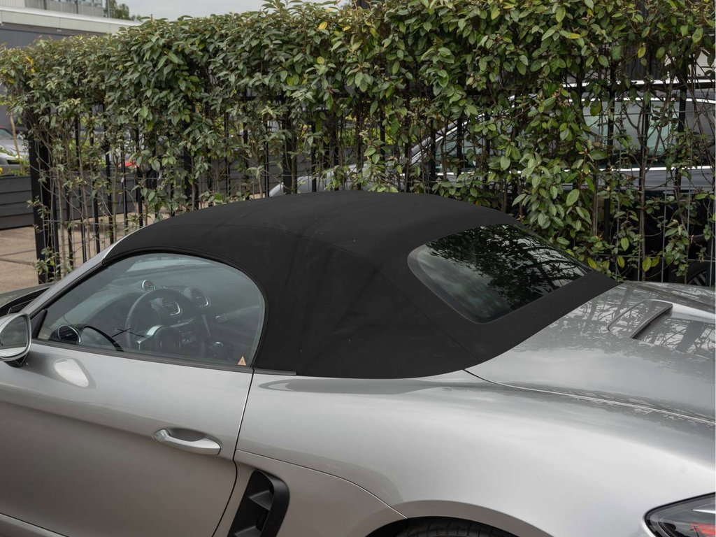 Porsche 718 Boxster