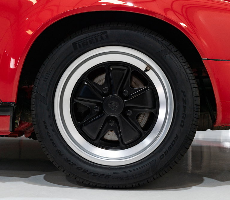 Porsche 911 Carrera 3.2 (US)