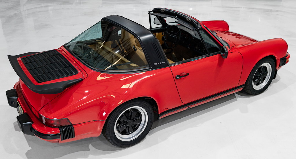 Porsche 911 Carrera 3.2 (US)