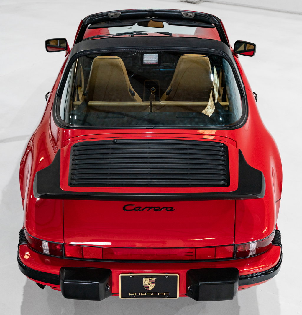 Porsche 911 Carrera 3.2 (US)