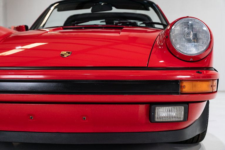 Porsche 911 Carrera 3.2 (US)