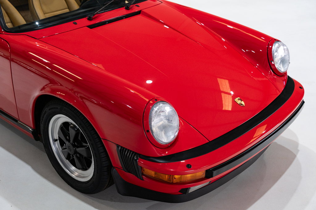 Porsche 911 Carrera 3.2 (US)