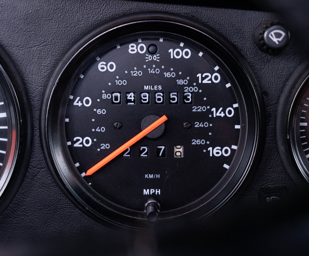 Porsche 911 Carrera 3.2 (US)