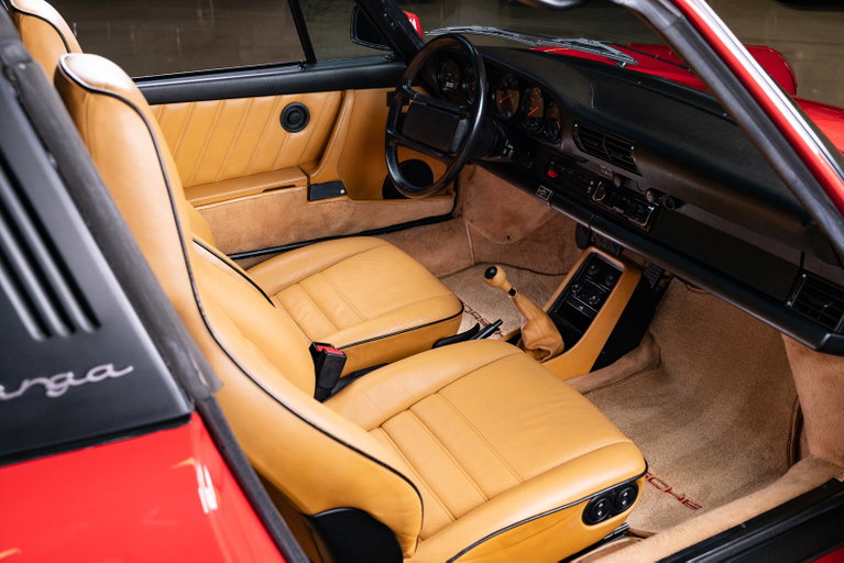 Porsche 911 Carrera 3.2 (US)