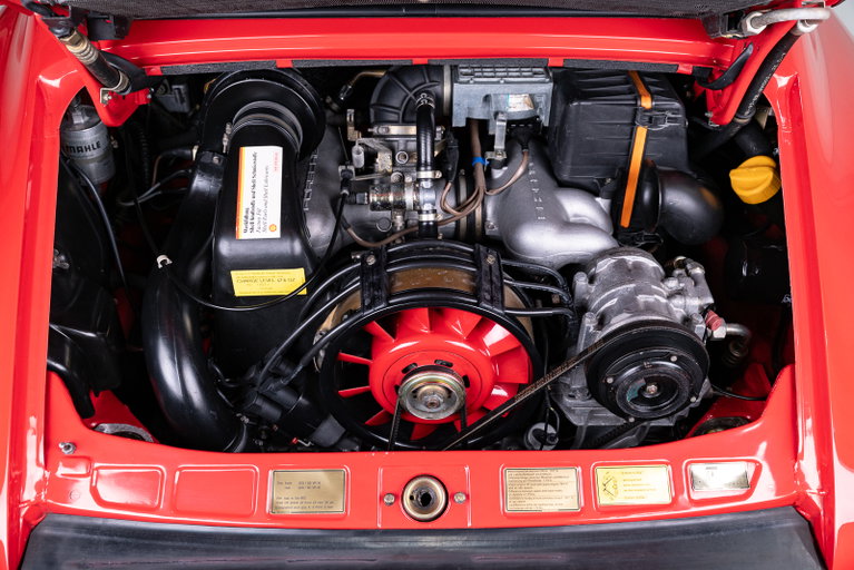 Porsche 911 Carrera 3.2 (US)