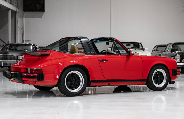 Porsche 911 Carrera 3.2 (US)
