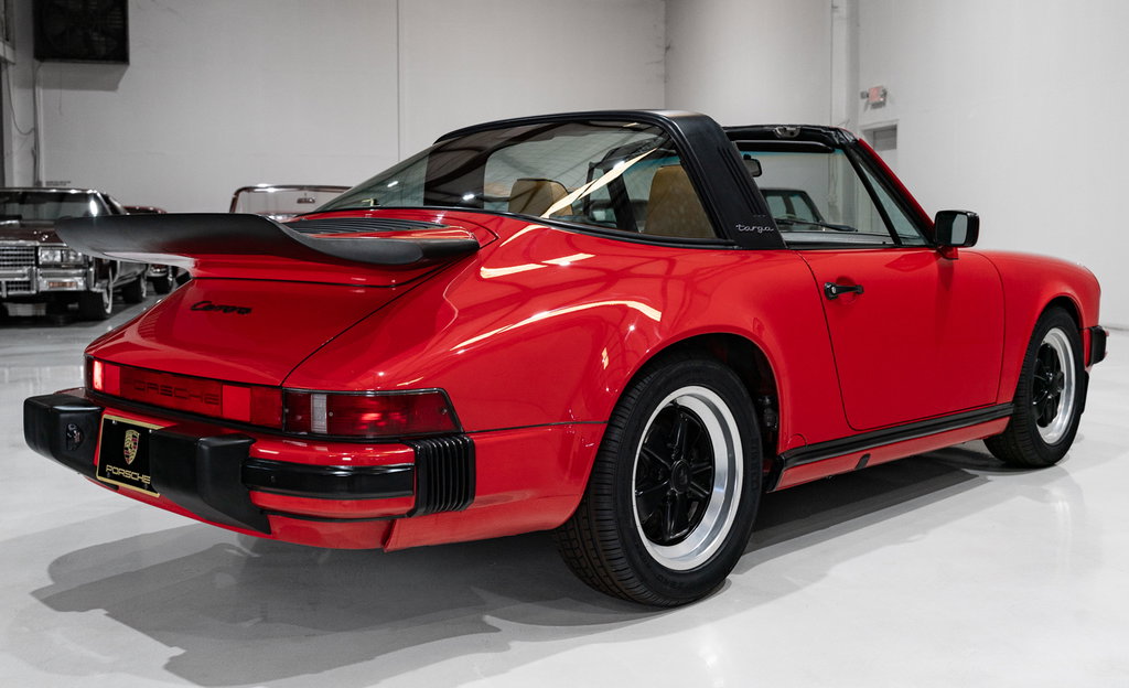 Porsche 911 Carrera 3.2 (US)
