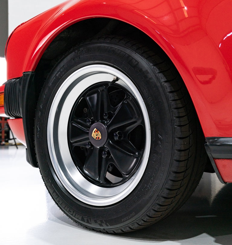 Porsche 911 Turbo 3.3