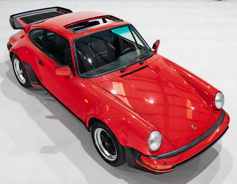 Porsche 911 Turbo 3.3