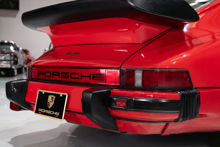 Porsche 911 Turbo 3.3