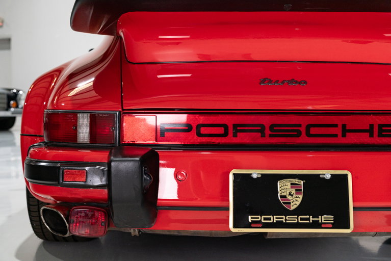 Porsche 911 Turbo 3.3
