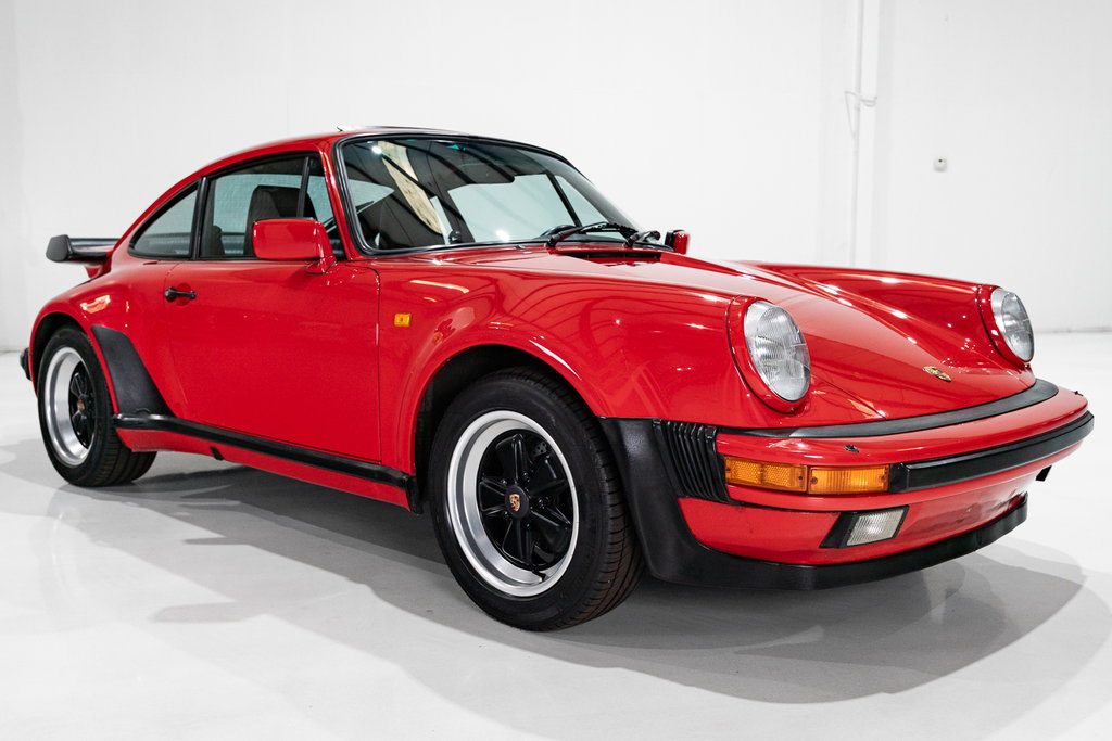 Porsche 911 Turbo 3.3
