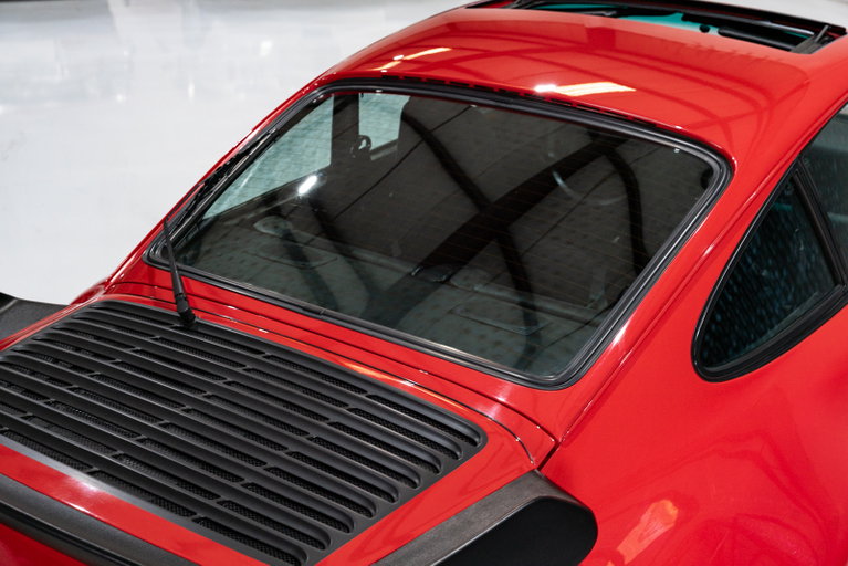 Porsche 911 Turbo 3.3