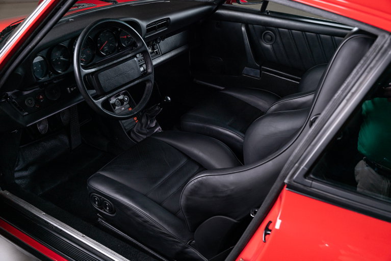 Porsche 911 Turbo 3.3