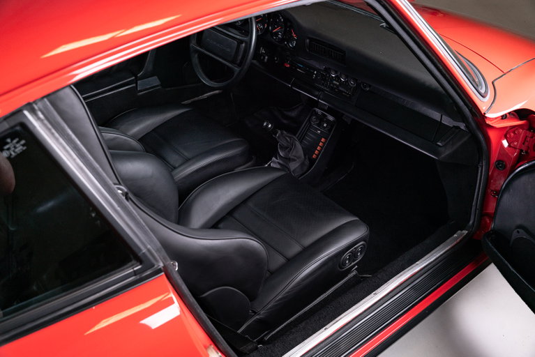Porsche 911 Turbo 3.3
