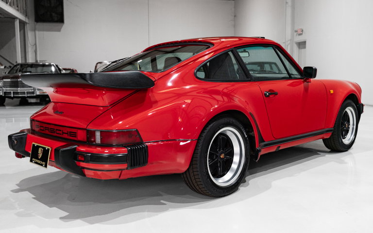 Porsche 911 Turbo 3.3