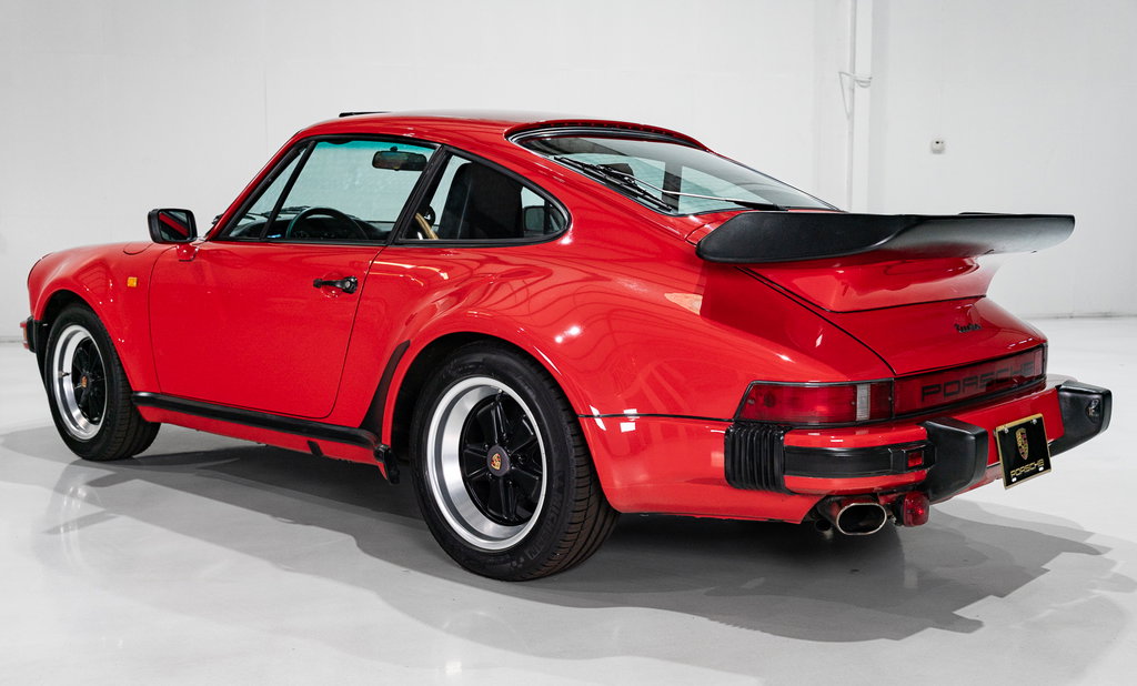 Porsche 911 Turbo 3.3