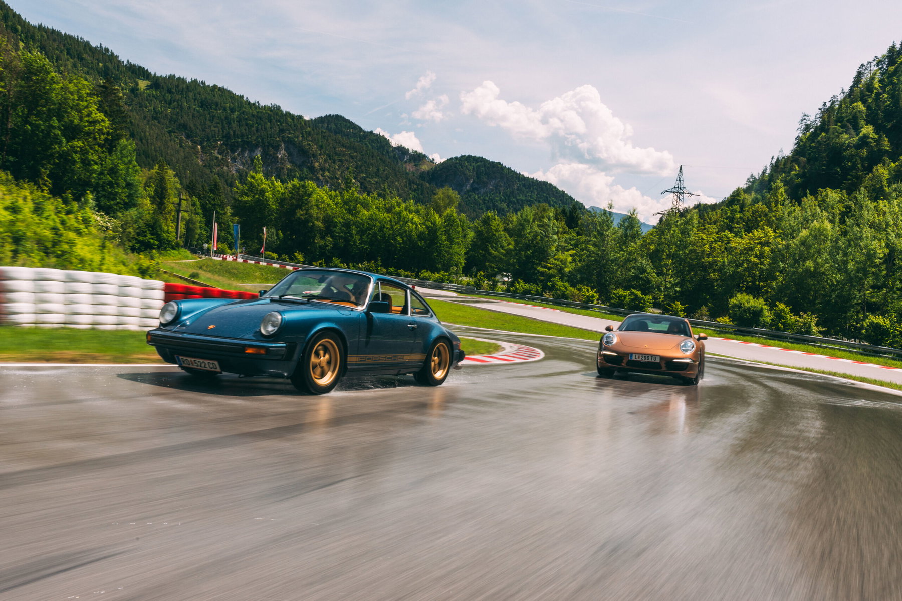 Andi Wittmann Drift Service with a Porsche 911 SC in Petrol Blue and an Elferspot Brownie Porsche 991 Carrera 4S