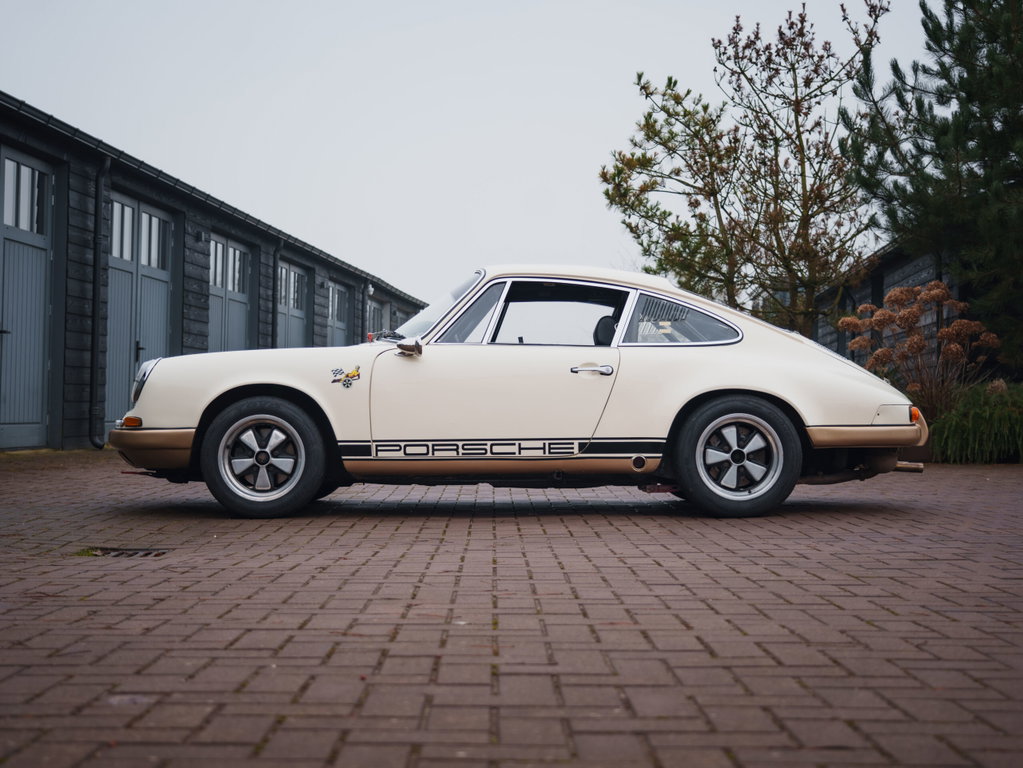 Porsche 911 Modified