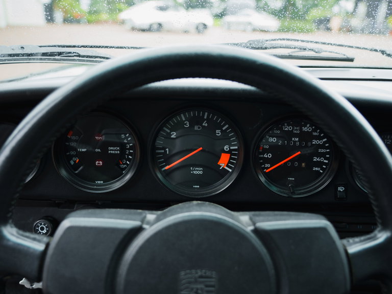 Porsche 911 Carrera 3.2