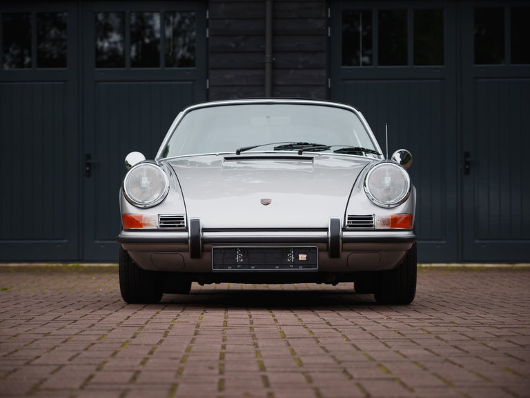 Porsche 911 T