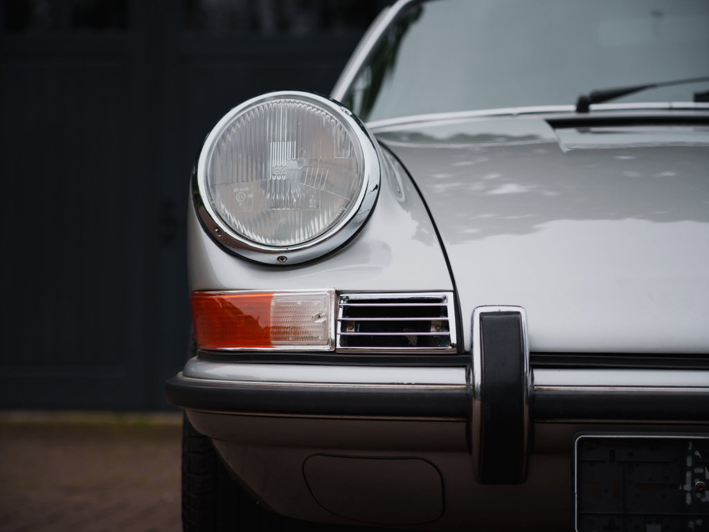 Porsche 911 T