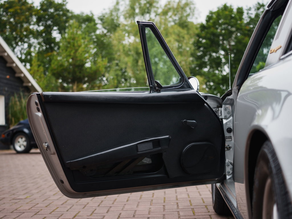 Porsche 911 T