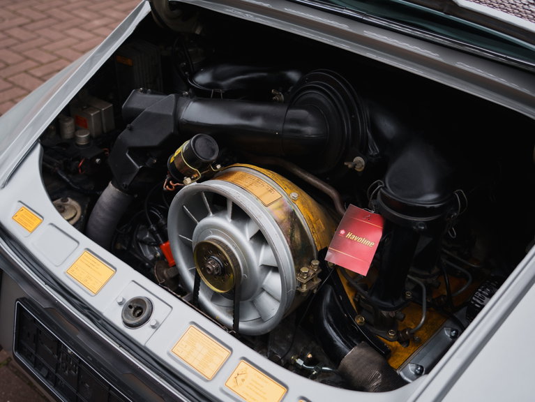 Porsche 911 T