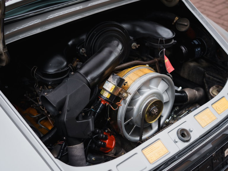 Porsche 911 T