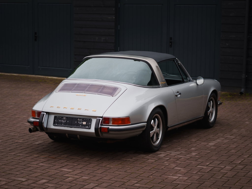 Porsche 911 T