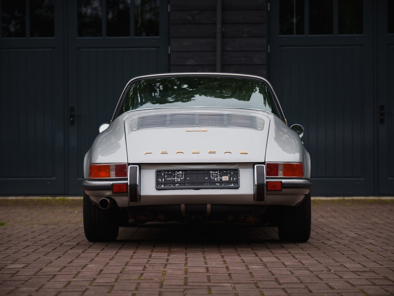 Porsche 911 T